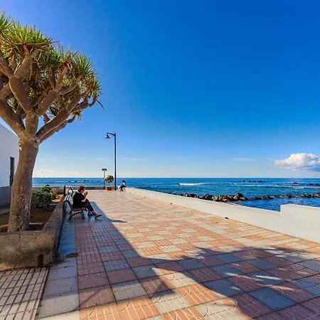 Atlantic View Premium Oceanfront Penthouse アパート *