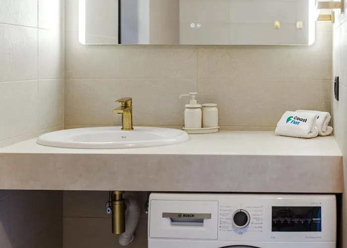 Atlantic View Premium Oceanfront Penthouse